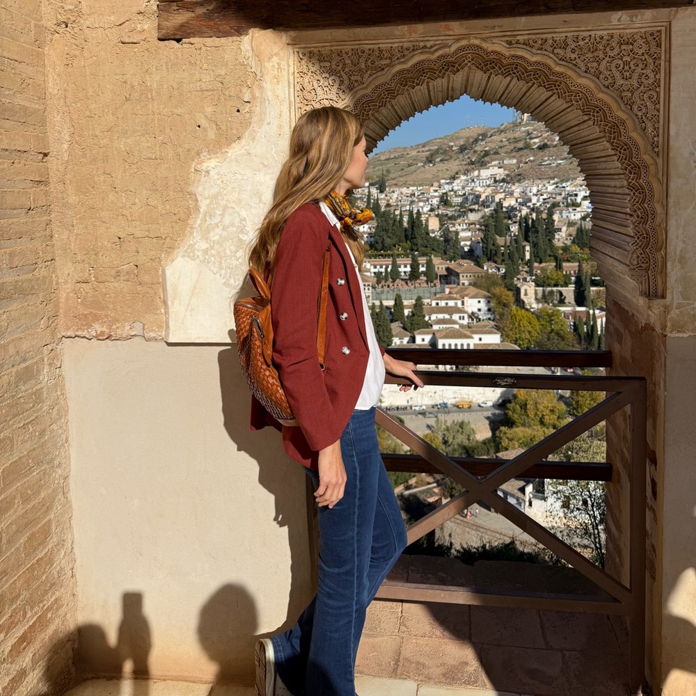 Meet your Posher, Andrea